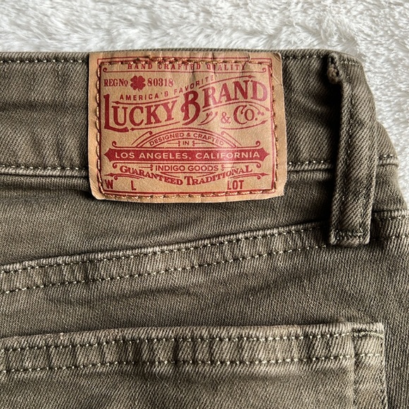 🍀Like New Lucky Brand Dark Olive Green Lolita Skinny Distressed Jeans Size 00/24 - Picture 9 of 14